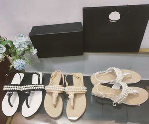 Sandalias elegantes con cuentas de perlas C de lujo, zapatos planos para la playa informales de marca para mujer, chanclas