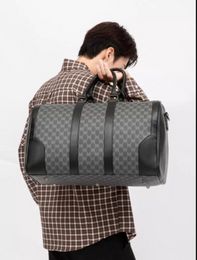 Luxe canvas grote capaciteit vrouwen mannen reistassen pu leer beroemde klassieke mannen schouderontwerper plunje tassen draagt ​​bagage handtas kerstcadeau 118