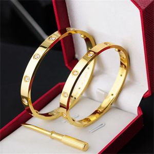 Luxe gouden armband Designer sieraden Women Men 4CZ Titanium stalen schroefschroevendiverarmbanden met diamanten gouden zilveren manchet bangle inheemse stijlen paar cadeau