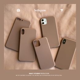 Estuches de lujo para iPhone 13 14 pro max Retro Marrón Color sólido Pareja coreana simple Funda de teléfono Funda de silicona para Coque IPhone 12 Mini 11 Pro Xs Max 7 8 PLUS