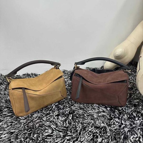 Sacs à bandouliers décontractés de luxe pour femmes Store en ligne Sac géométrique haut de gamme avec palette de couleurs grosée sac à main en cuir