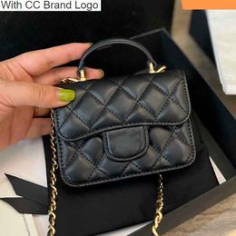Luxury CC Cosmetic Bags Cases 12cm Mini Square Flap Designer Bag Golden Metal Letter Badge Black Cosmetic Bags Bolsos Hardware Cadena Monedero Monedero Handl