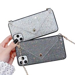 Luxe mobiele telefoon kettingen schuin Crossbody mobilephone case Flash Diamond Back Protective Cover Riem Card Card Bag ketting voor iPhone 14 Plus Pro Max 13 12 Mini XS XR