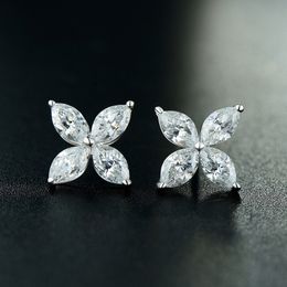 Luxe bedeloorbellen Merkontwerper Fleur Victoris Klavertje vier Kristal Zirkonia Oorknopjes Bruiloftssieraden voor bruiden Met doos Feestcadeau