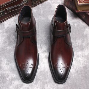 Bottines Chelsea de luxe en cuir véritable pour hommes, bottines de haute qualité à enfiler avec sangle à boucle, bout d'aile, chaussures marron et noires, bottes de base pour hommes