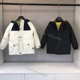 Luxe kinderen puffer donsjassen met capuchon mode winddichte hooide zwart witte jassen kinderen meisjes jongens uitloper baby designer kleding kinderkleding skipak