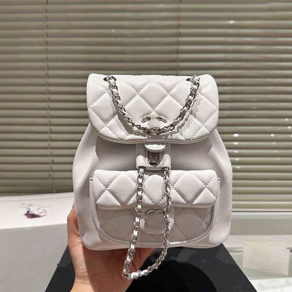 Luxury Clamhell Femmes Silver Hardware Backpack Diamond Réseaux Diamant Cuir Ajustement Chaîne Classic Cosshed Crossbody Sac Sac à main