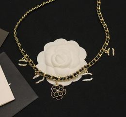 Collier classique de luxe plaqué or 18 carats, bijoux à la mode, pendentif en forme de cœur, cadeau de mariage, bijoux de haute qualité, colliers pull sans boîte