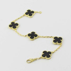 Luxury Classic 4 / Four Leaf Clover Diamond Charm Bracelets Designer 925 Sterling Silver Flower Chain 18K Gold Shell Wedding Mère de la fête