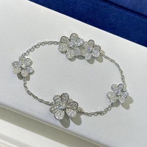 luxe klassieke klaver armband designer sieraden voor vrouwen zilveren glans kristal bling diamant VAN merkontwerp vier bladeren bloemen liefde schakelarmbanden armband