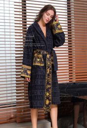 Luxury Classic Cotton Bathrobe Men Women Sleepwear Sleepwear Kimono Bath Bath Bating Home Wear Blatbrobes D888888 0UA4FTK83305710