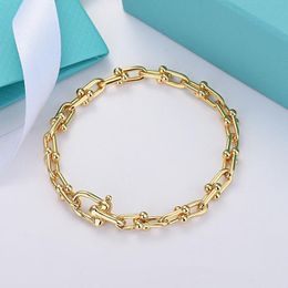 Luxury Classic Fashion Bracelets Cadenas de brazalete Cadena de mano de mano Femenina de oro Rose Famáiga Madilla de mano Damas Pulseras