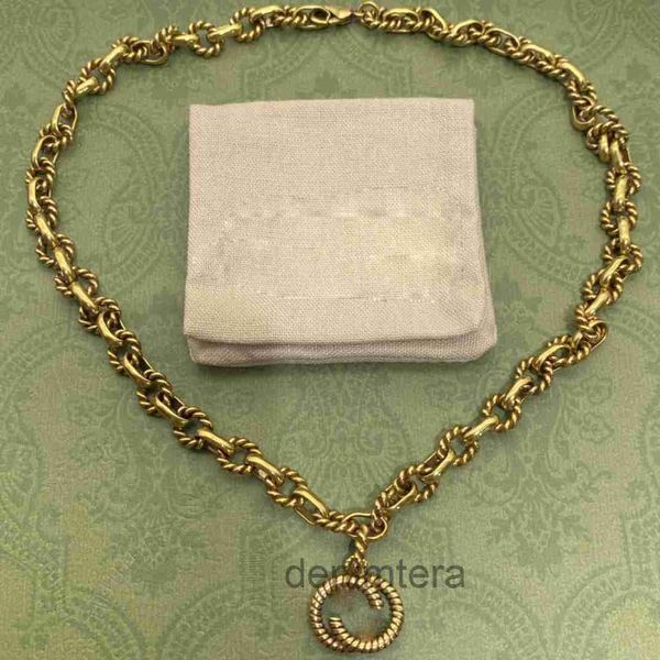 Collares de oro clásicos de lujo, joyería de moda, colgantes g, colgante de boda de alta calidad con caja P2KT