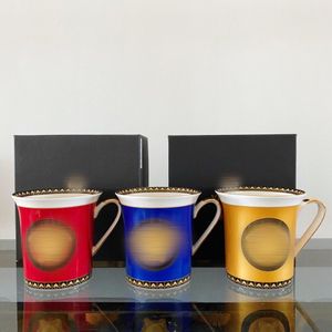 Luxe klassieke handgeschilderde bewegwijzering Mokken Coffee Cup theekop hoogwaardig bot China met geschenkdoosverpakking voor familievriend HouseWarmi 2710