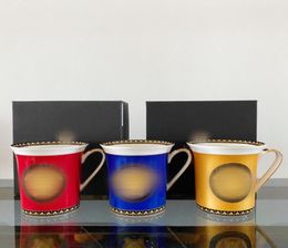 Luxe klassieke handgeschilderde bewegwijzering Mokken Coffee Cup theekop Highquality Bone China met geschenkdoosverpakking voor familievriend House1622882
