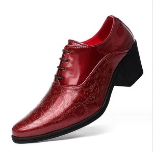 Chaussures classiques de luxe en cuir véritable pour hommes, chaussures de banquet, chaussures d'affaires pour hommes, chaussures à talons hauts pointues, chaussures de mariage pour garçons, bottes de fête 38-46