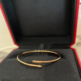Bracelet à ongles classique de luxe bracelet de créateur mode bracelet manchette unisexe bijoux en or cadeau de Saint Valentin taille 17, 19