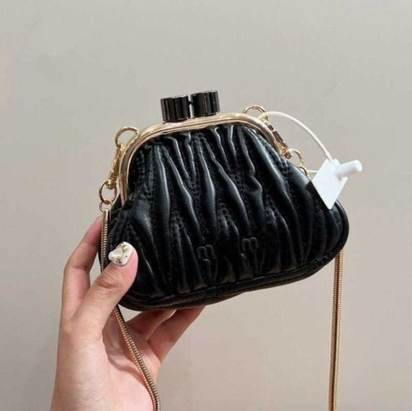 Bolso de lujo con Clip, bolsos de hombro de diseñador Miu, bolso cruzado con cadena a la moda para mujer, Mini bolso de bola de masa hervida de 15cm, bolso de mensajero táctil Premium