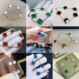 Pulseiras de charme de moda de designer de trevo de luxo para meninas, ouro 18 K, prata, preto, branco, vermelho, verde, design de marca, pulseira de ágata, joias para festa de casamento