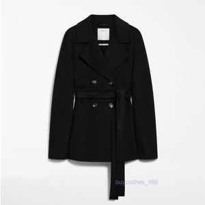 Manteau de luxe Cachemire Coat Designer Coat Womens Wool Blend Coat Sportmaxs Women Wool Cashmere Lace Up Coat