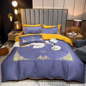 Ensembles de literie de luxe en coton de créateur, couettes de lit Queen violettes, hiver