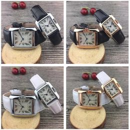 Couple de luxe montres design d'affaires top marque femmes hommes montre carré en cuir noir argent dames bracelet hommes montres lo217U