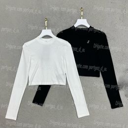 Camiseta recortada de lujo para mujer, camisetas de manga larga con diseño de Pin y letras, camisas blancas y negras