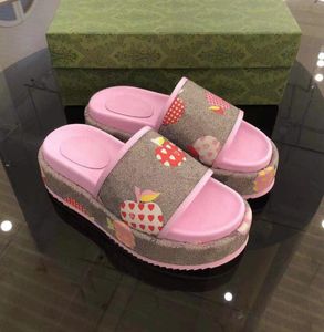Luxe Cross Platform Sandal Slipper Dames Multicolor Lamsvacht Stijl Platte Dia's Designer Roze Apple Sandalen Mode Zomer Casual Slippers Hoogwaardige