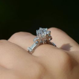 Luxuriöser Ring mit eingelegtem CZ-Diamant, 14 kt Weißgold gefüllt, mit Krone, Verlobung, Ehering, Finger-Versprechensring für Frauen195E