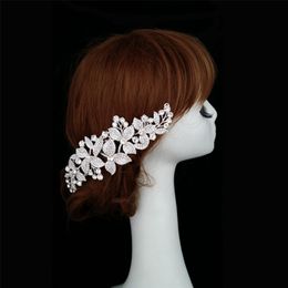 Luxe Crystal Bridal Hair Cam Clip Bloem Kammen Bruiloft Accessoires Bruid Hoofddeksels Hoofddeksel Hoofd Sieraden 210701