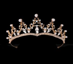 Luxe Kristallen Kroon Gouden Bruids Haaraccessoires Bruiloft Strass Parel Blad Tiara Kroon Haarband Bruiden Haar Sieraden6413607