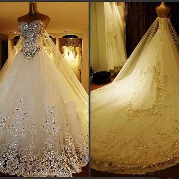 Robes de mariée en cristal de luxe dentelle chapelle dos à lacets robes de mariée A-ligne chérie appliques perles jardin robes de mariée