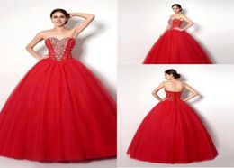 Luxury kristallen Red Quinceanera Dresses Ball Jurns 2015 Goedkope Sweetheart Crystal kralen Sweet 16 jurken Vestidos de 157412190