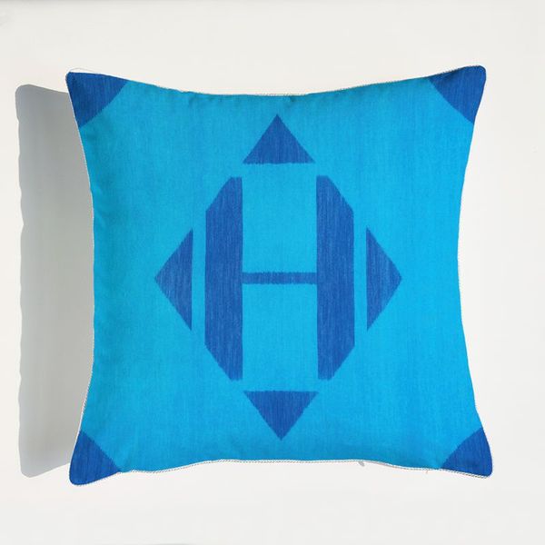 Cojín de lujo Diseñador Funda de almohada decorativa H Carta Diseñadores Cojín Moda Suave Fundas de almohada Textiles para el hogar 2023070628