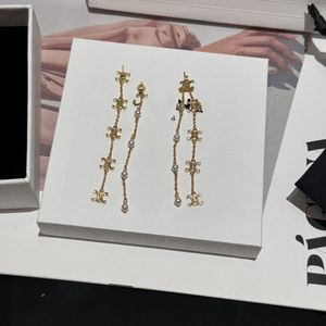 Boucles d'oreilles de luxe en cuivre avec lettres de l'alphabet et Logo, longues boucles d'oreilles pendantes pour femmes, bijoux cadeau de fête