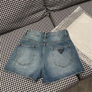 Short en jean de luxe pour femmes Designer lettre Badge pantalon mode taille haute femme pantalon court Hip hop Streetwear Jeans