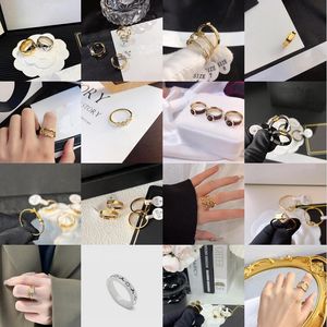 Luxe Design Marque Lettre Bague Femmes et Hommes Top Qualité En Acier Inoxydable Incrusté Cristal Strass Anneaux Plaqué Or 18k Argent Placage Bijoux Accessoires Cadeaux