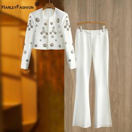 Design de luxe fait à la main Spark Spark Femmes 2pcs Pantalons Signiques courte veste Wideleleg Pants High Street White Twin Set 240423
