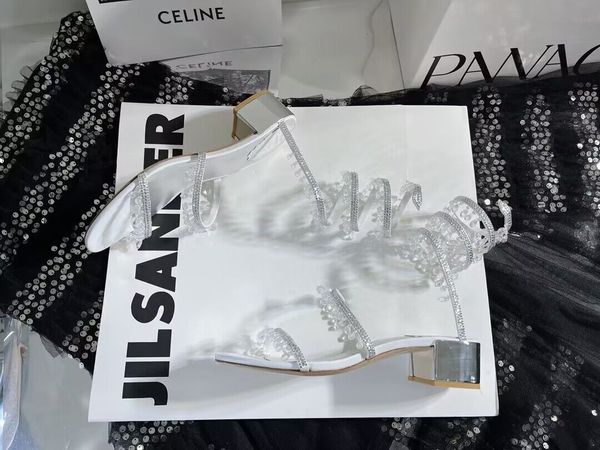 Diseño de lujo IRINA Sandalias de cristal Zapatos Mujer Tacón de aguja Brillo Suelas Señora Cristal Serpiente Envuelto Verano Tacones altos Fiesta Vestido de novia Gladiador Sandalias