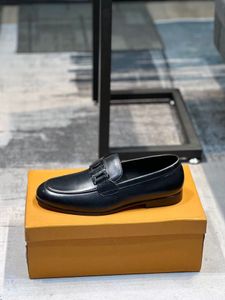 Boda de invierno Vestido para hombre Oxfords Pisos Diseñador Tods Kate Detalle de cadena Cuero de becerro negro Mocasín adornado Parte superior baja Slip on tops calidad con caja 38-45EU