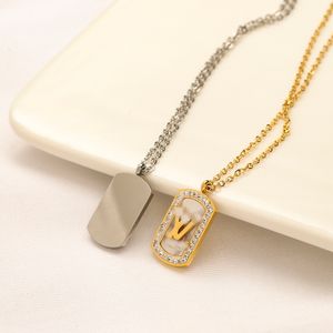 Collier design de luxe en cristal plaqué or 18 carats en acier inoxydable colliers tour de cou chaîne lettre pendentif mode femmes bijoux de mariage accessoires cadeaux d'amour