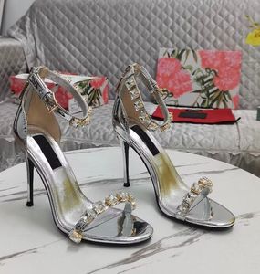 Design de luxe Polied Sandals Sandals Chaussures Talons Keira Robe de mariée noire Elegant Pumps EU35-43