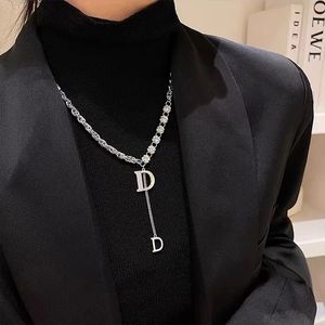 Luxe ontwerp zirkon d brief hanger lange ketting winter trui ketting mode sieraden voor vrouw meisjes feestgeschenk