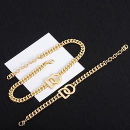 Luxe designer 18k gouden ketting ketting Heren en dames stijlvolle eenvoudige armband Sieradensets voor feest jubileum liefhebbers cadeau hoge kwaliteit met doos