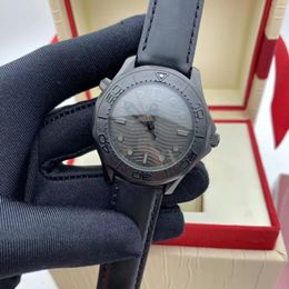 Luxe designer AAA Hoge kwaliteit herenhorloge 44 mm Automatisch uurwerk Modieus waterdicht saffierontwerp Montres Armbanduhr Gift paarhorloge