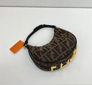 Sac de concepteur de luxe Fendedignateur sac crossbody sac disco sac en cuir sac en cuir bracelet en cuir réglable sac à main