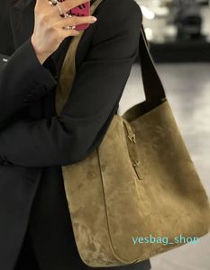 Bolso de diseñador de lujo Monedero Hobo Bolsos de hombro para mujer Bolso de mano de diseñador Bolsos de compras de cuero de vaca Monedero de gran capacidad para las axilas Bolso cruzado