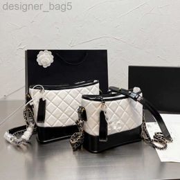 Luxe designer tas vrijetijd lederen mode metalen ketting vagrant tas mode lederen rhombus rugzak dames crossbody tas