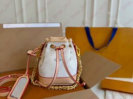 Bolsa de diseñador de lujo M83453 Bolsas de cubo Nano Noe Mujeres Classic Old Flower Mini Bag Bag Cross Body Homos