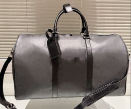 Sac de créateur de luxe fourre-tout sac à main sac à main porte-clés sac polochon sac de mode super capable pour femme énorme 1.